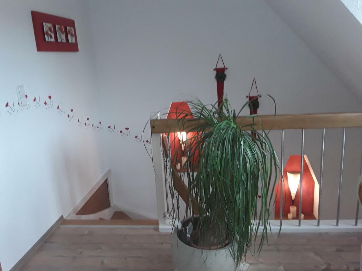 Ferienwohnung Christina Vaihingen an der Enz Esterno foto