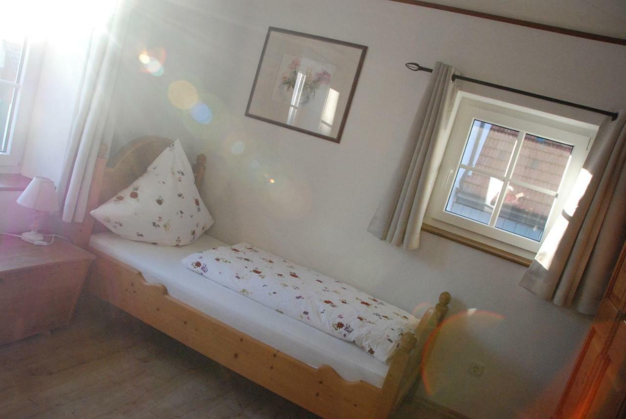 Ferienwohnung Christina Vaihingen an der Enz Esterno foto